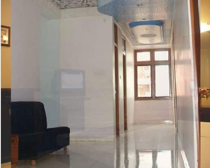 Amrapali Hotel & Resort